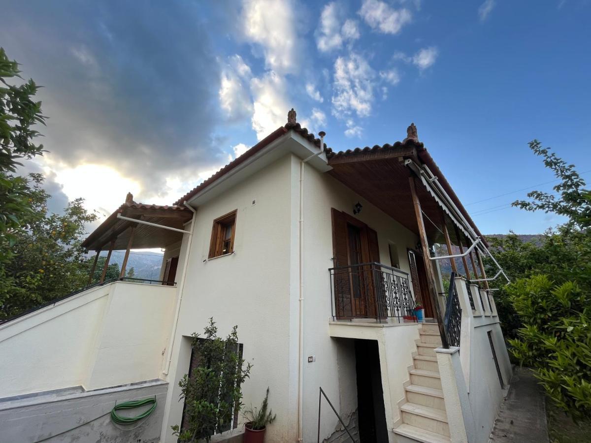 Lemon Tree House Villa Leonídion Eksteriør billede